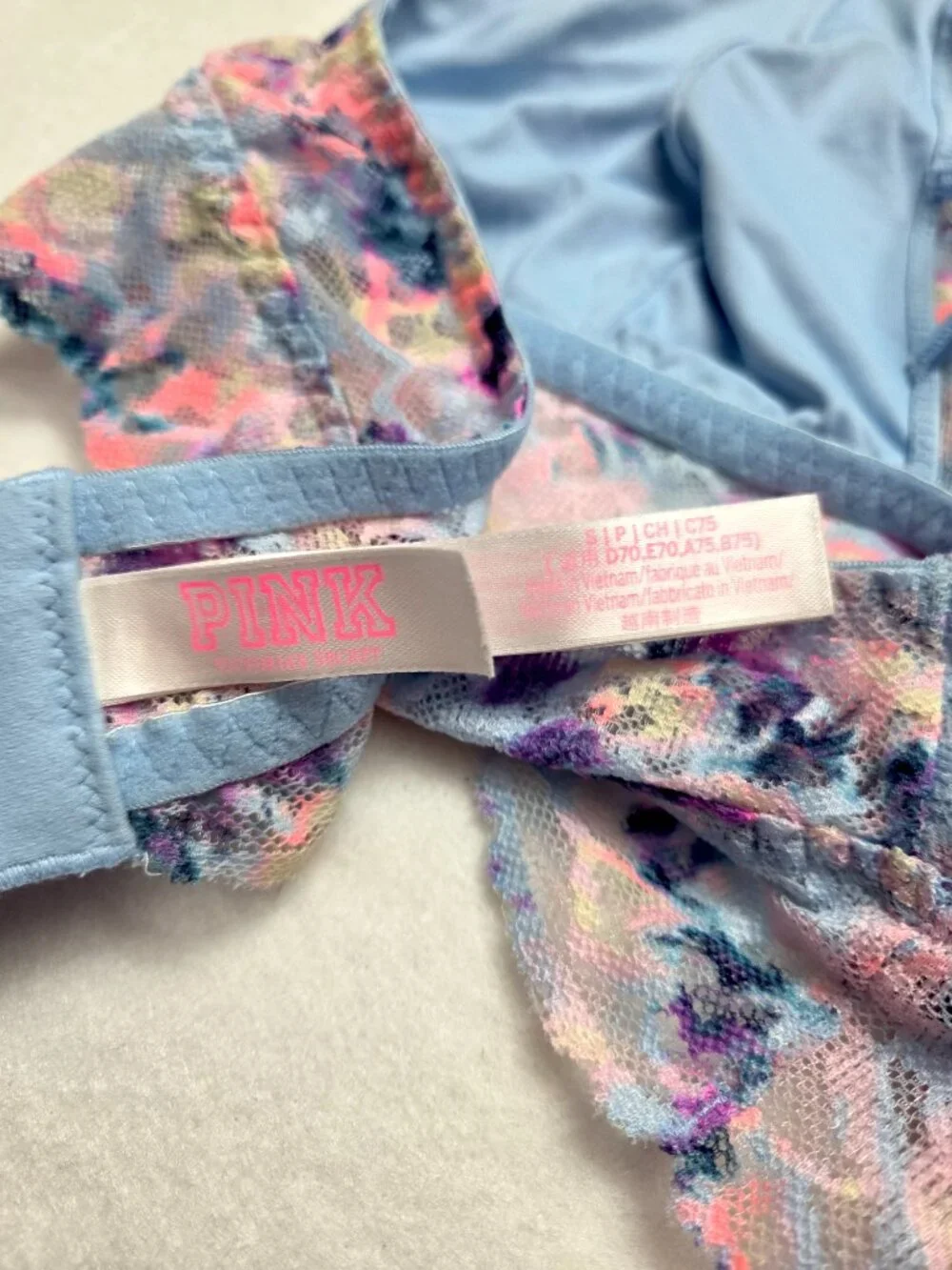 PINK Victorias Secret brand victoria